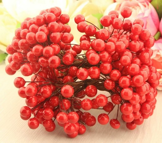 Букет ягод на проволоке красные 11 мм